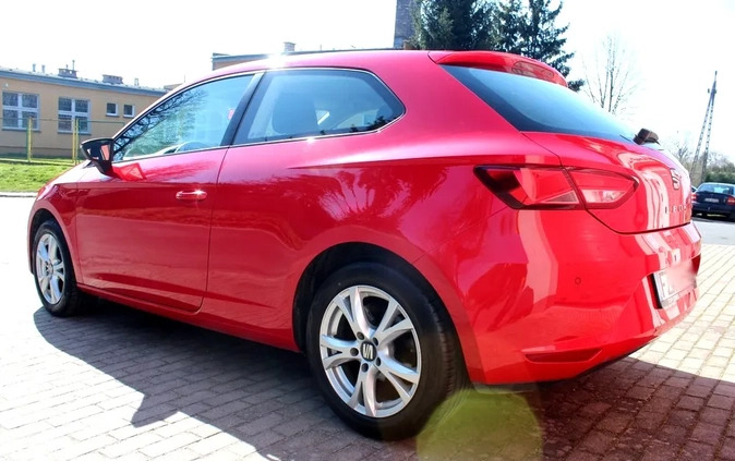 Seat Leon cena 30900 przebieg: 169000, rok produkcji 2015 z Ustrzyki Dolne małe 596